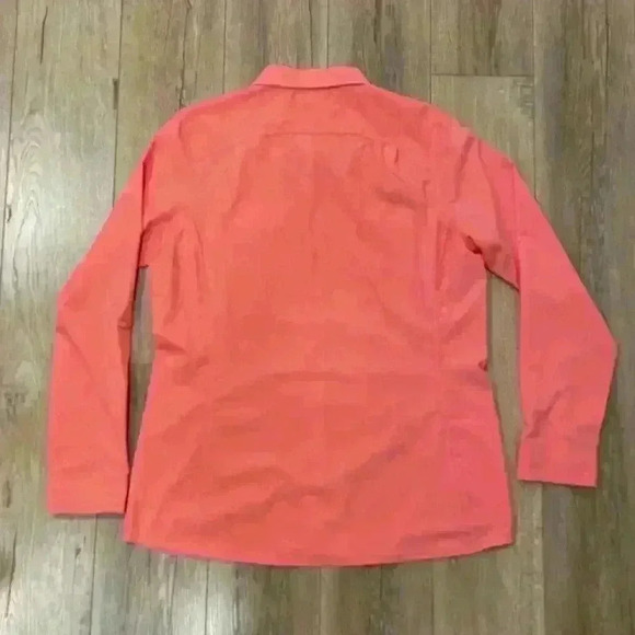 ALPINE DESIGN Women’s Button Up Shirt in Excellent Condition. Size Large. - Picture 5 of 5